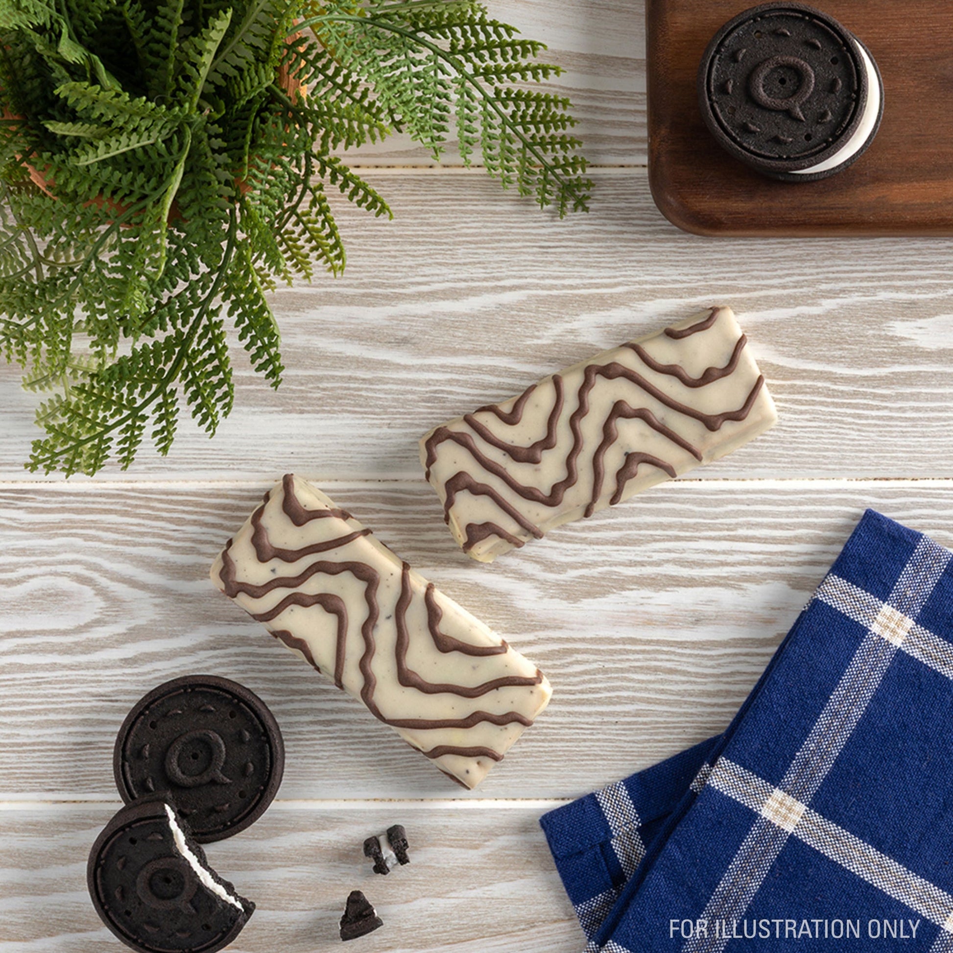 dipped-cookies-and-cream-protein-bars-v5 15807_QN_USA_ProteinBar_CAC_InterimAssetUpdate_Digital-Dipped-ProductCarouselSet_Tabletop2.jpg