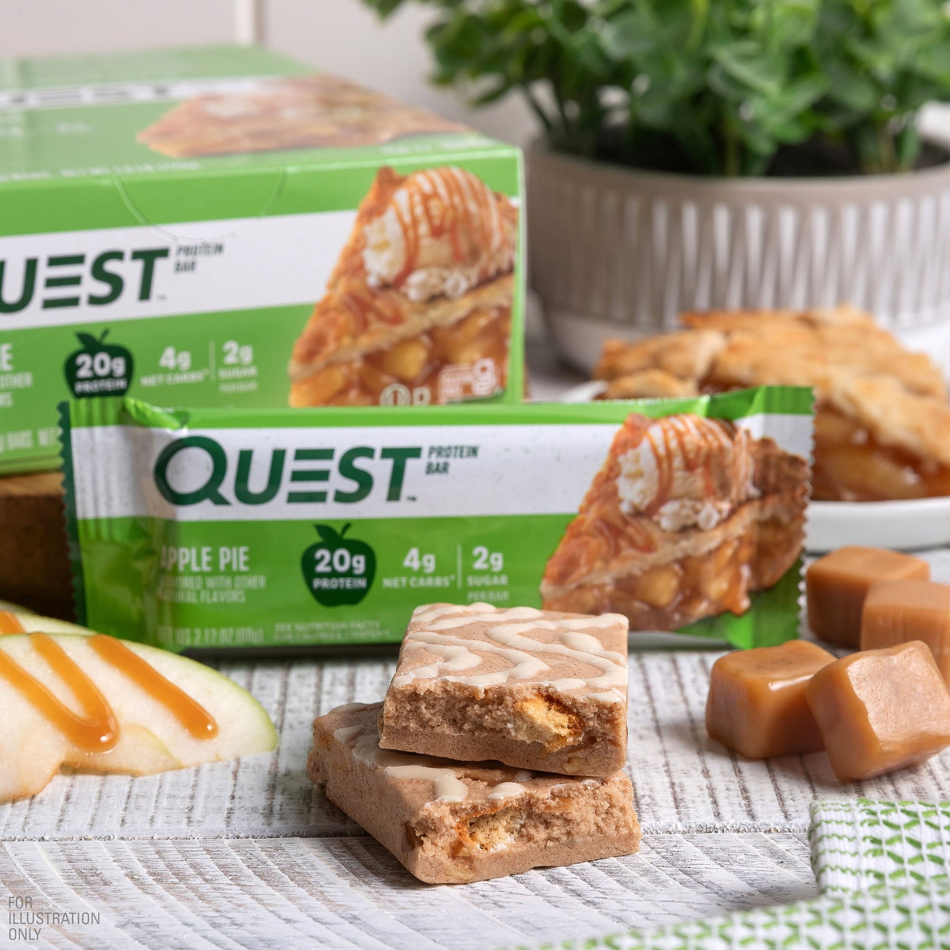 apple-pie-protein-bars-u2 qst-000647-apple-pie-protein-bars_4.jpg